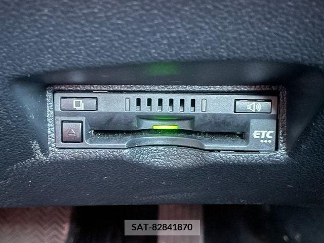 Toyota PRIUS 2016-10 220894-21