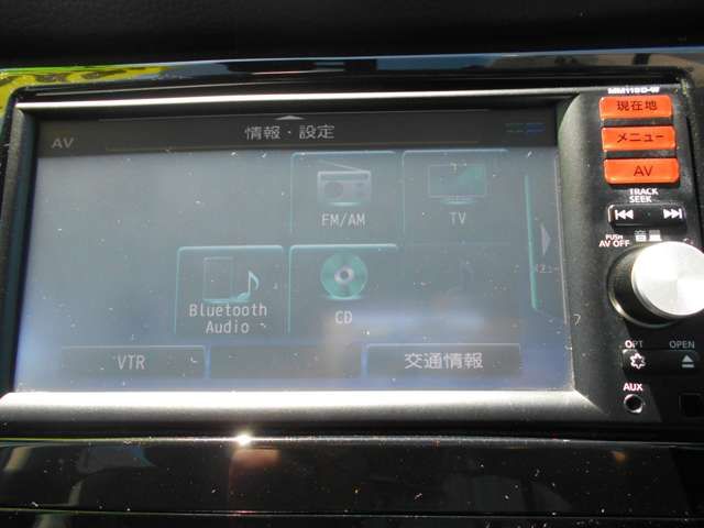 Nissan X-TRAIL 2015-11 6572-12