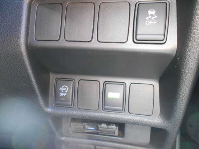 Nissan X-TRAIL 2015-11 6572-15