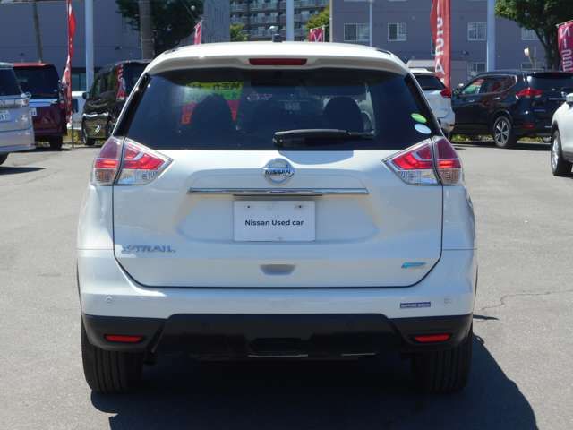 Nissan X-TRAIL 2015-11 6572-4