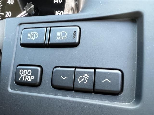 Toyota CROWN SEDAN 2016-09 191373-12