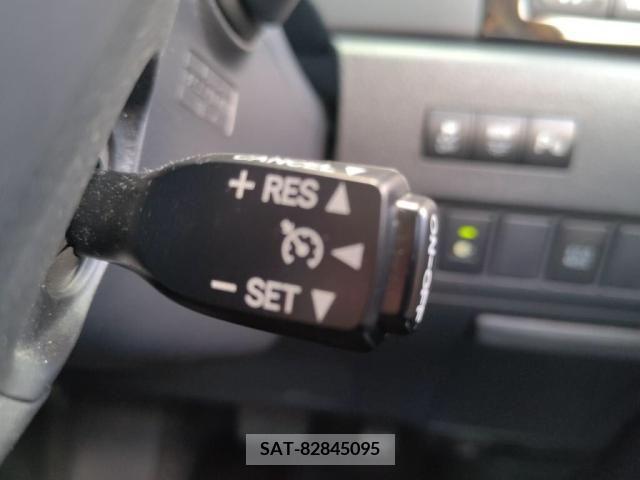 Toyota VELLFIRE 2014-09 394753-17