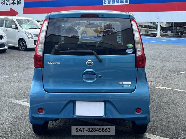 Nissan DAYZ 2013-09 358864-5