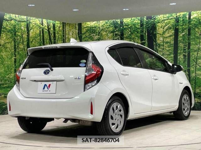 Toyota AQUA 2017-10 291803-17