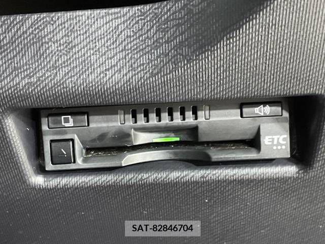 Toyota AQUA 2017-10 291803-4