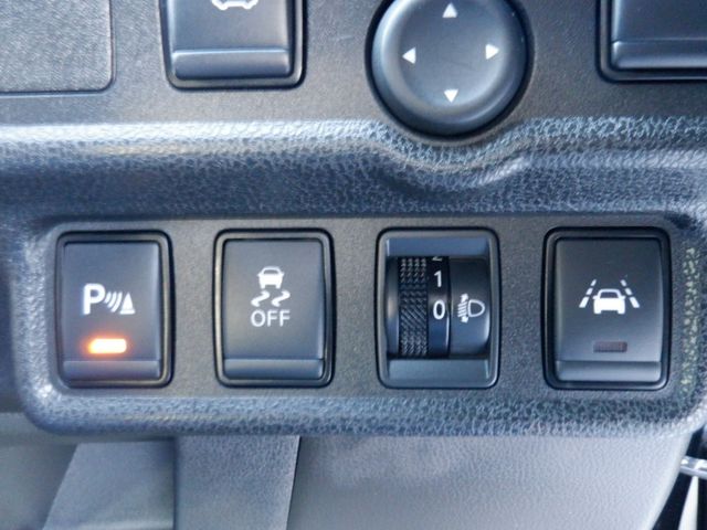 Nissan NOTE 2020-06 7474-21