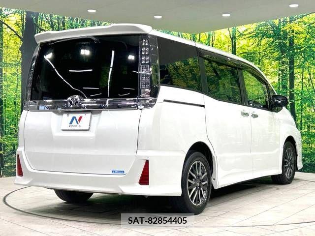 Toyota VOXY 2016-12 289096-18