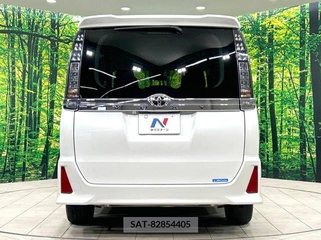 Toyota VOXY 2016-12 289096-16