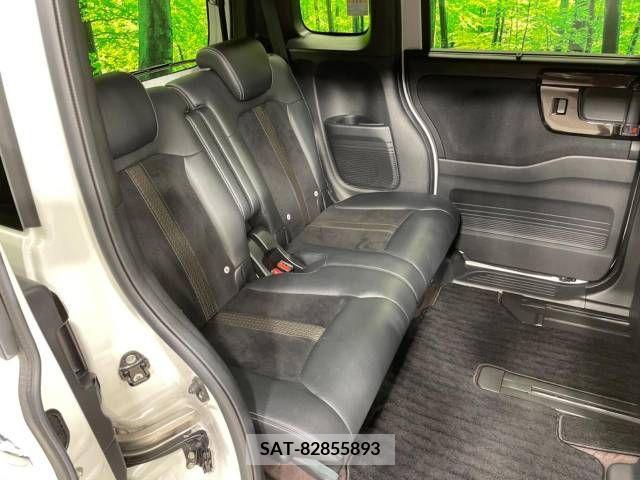 Honda N BOX CUSTOM 2019-10 364974-12