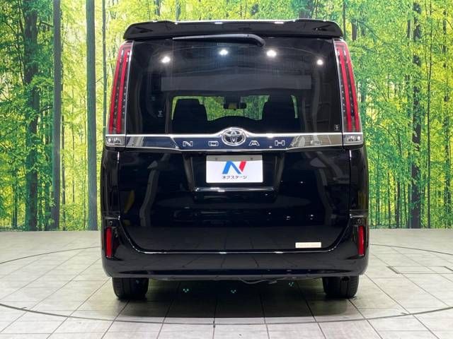 Toyota NOAH 2017-12 195040-16