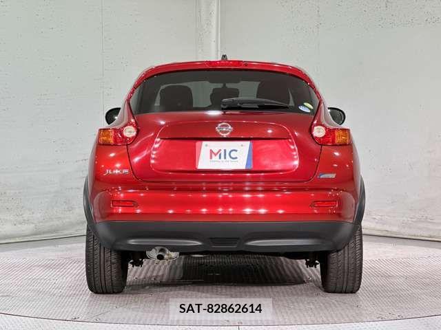 Nissan JUKE 2010-06 320451-7