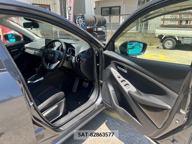 Mazda DEMIO 2015-12 267647-5