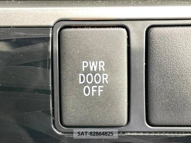 Toyota ESTIMA 2015-07 335245-6