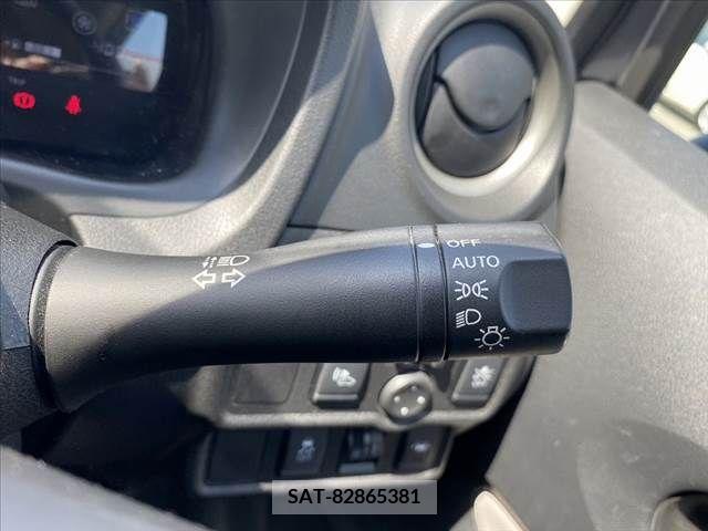Nissan NOTE 2019-01 231055-22