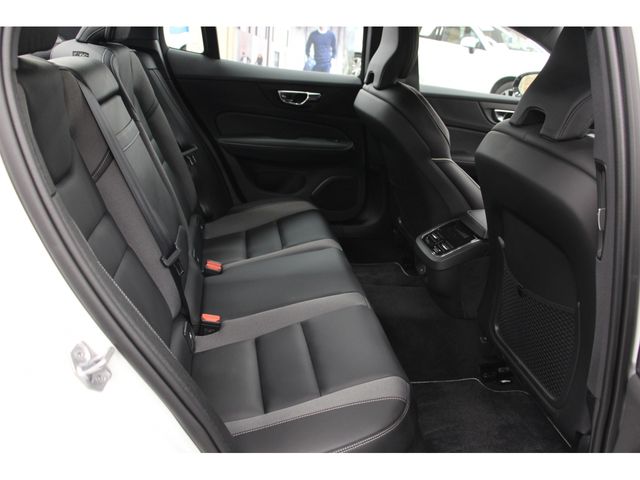 Volvo S60 2021-09 4223-20
