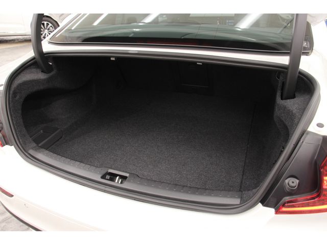 Volvo S60 2021-09 4223-27