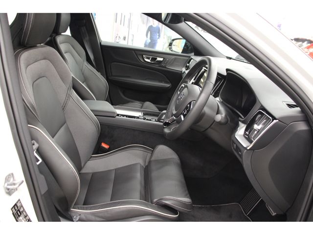 Volvo S60 2021-09 4223-19