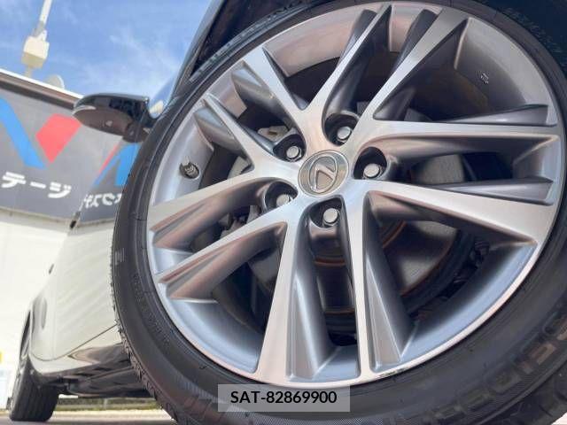 Lexus IS 2017-02 388295-13