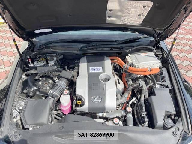 Lexus IS 2017-02 388295-18