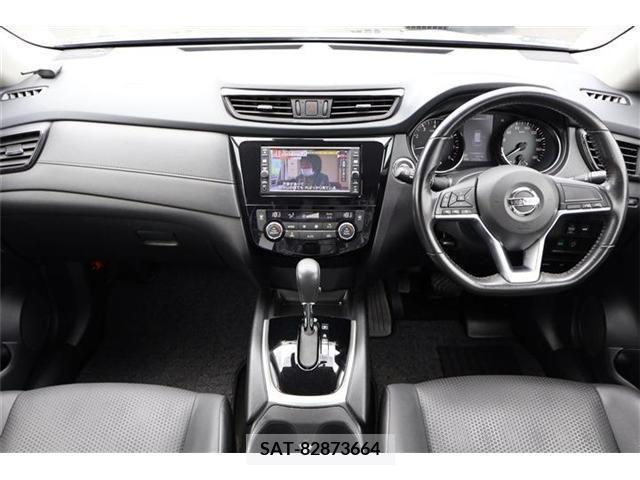 Nissan X-TRAIL 2017-08 331224-3