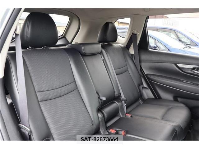 Nissan X-TRAIL 2017-08 331224-21