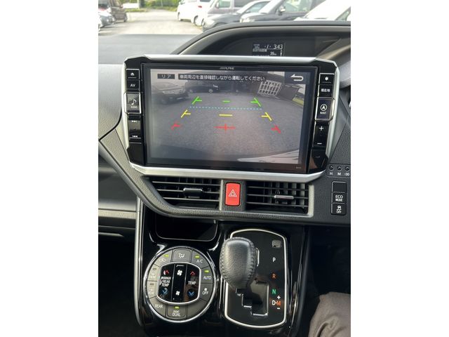 Toyota VOXY 2017-02 2379-15
