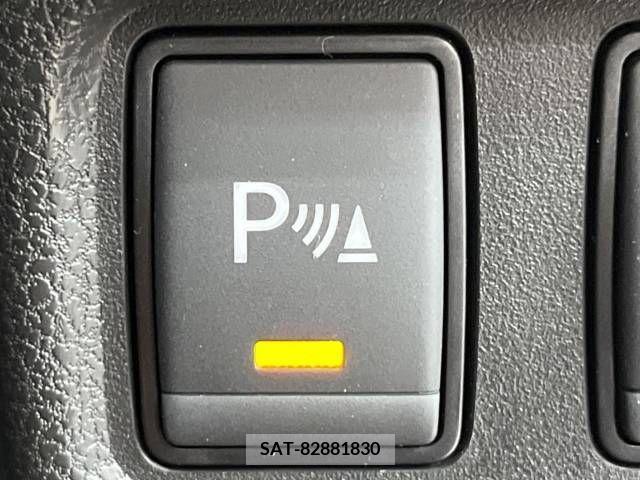 Nissan NOTE 2019-07 305509-7