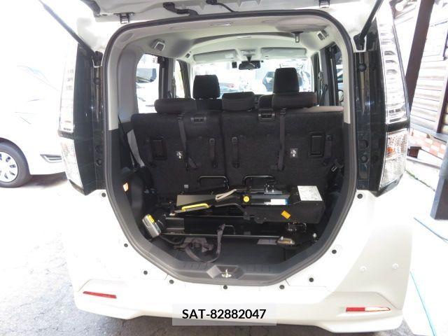 Toyota TANK 2020-01 235393-10