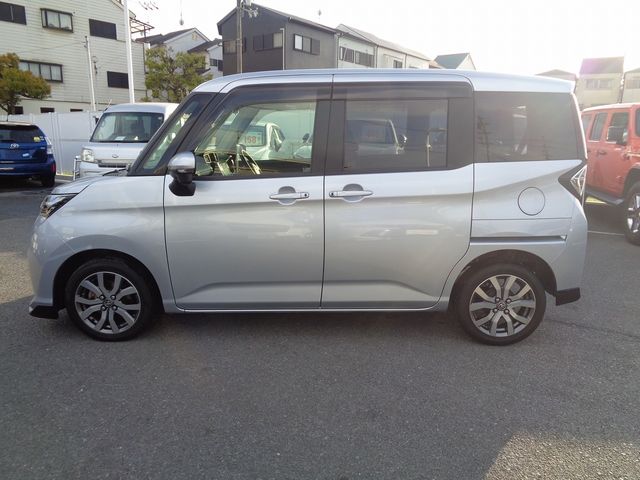 Toyota TANK 2018-04 9831-28