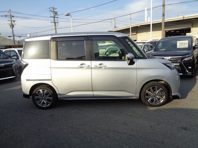 Toyota TANK 2018-04 9831-27