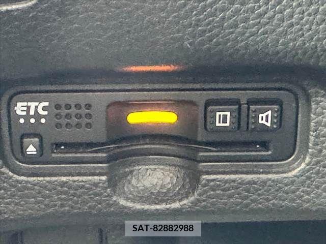 Honda N BOX CUSTOM 2017-11 392691-28