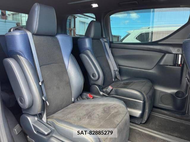 Toyota VELLFIRE 2017-02 369715-9
