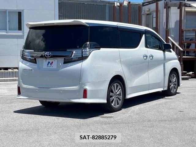 Toyota VELLFIRE 2017-02 369715-18