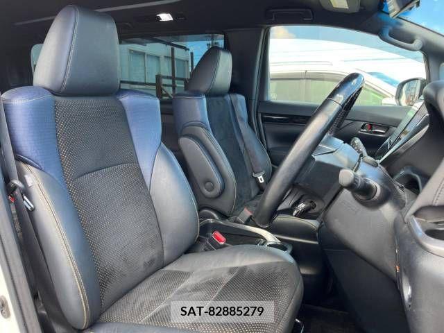 Toyota VELLFIRE 2017-02 369715-8