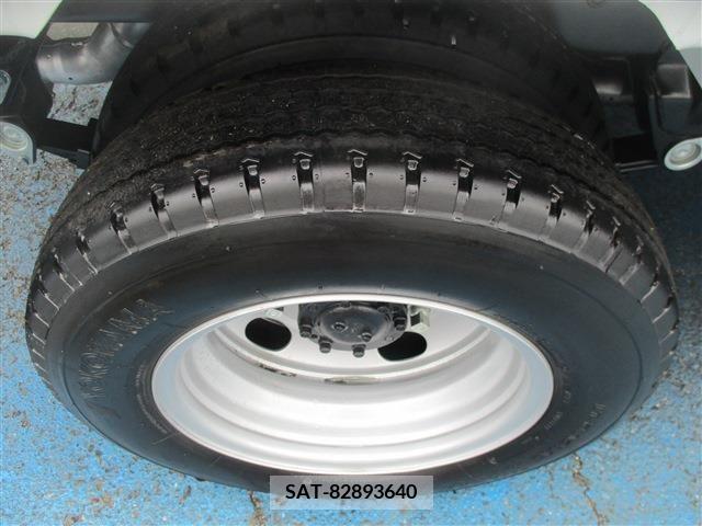 Mitsubishi CANTER 2023-11 206810-18