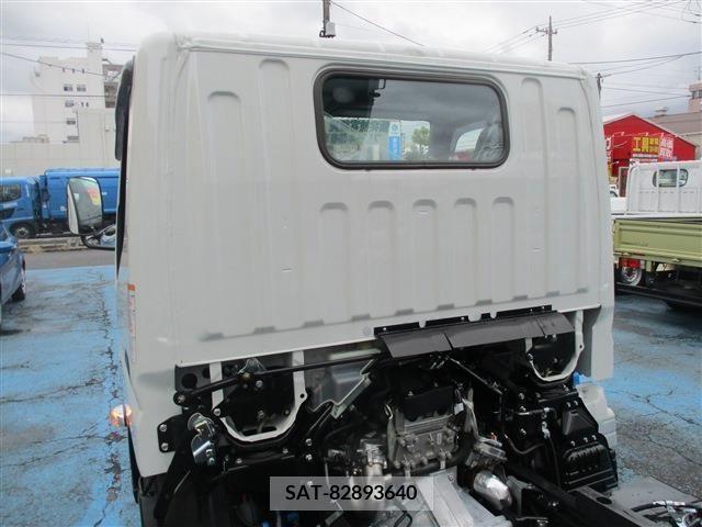 Mitsubishi CANTER 2023-11 206810-3