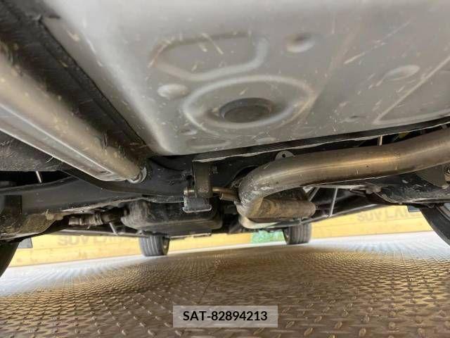 Toyota VELLFIRE 2016-11 211842-18