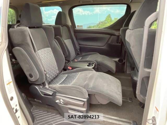 Toyota VELLFIRE 2016-11 211842-9