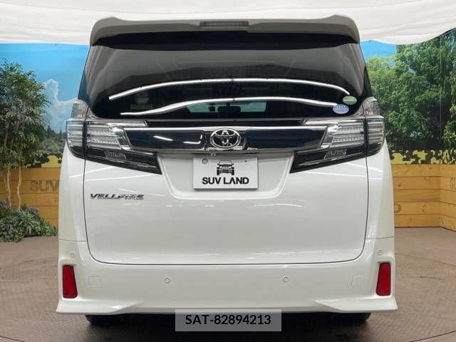 Toyota VELLFIRE 2016-11 211842-15