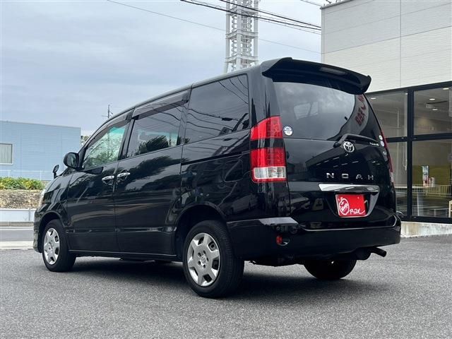 Toyota NOAH 2007-06 10580-3