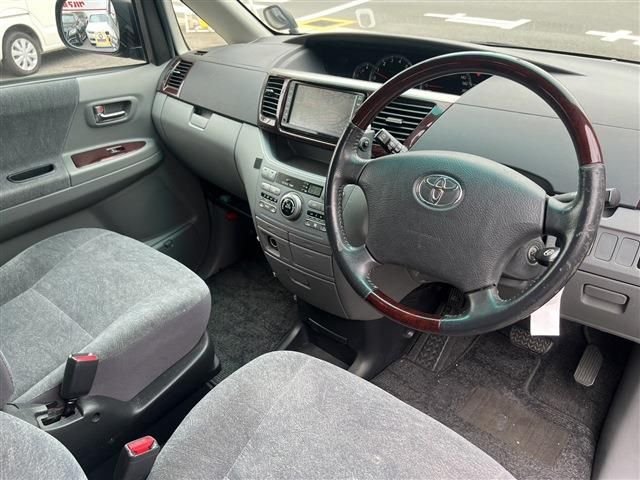 Toyota NOAH 2007-06 10580-6
