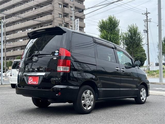 Toyota NOAH 2007-06 10580-2