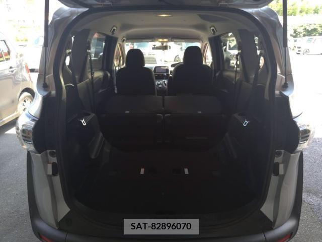 Toyota SIENTA 2015-10 352159-26
