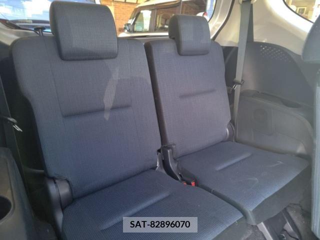 Toyota SIENTA 2015-10 352159-23
