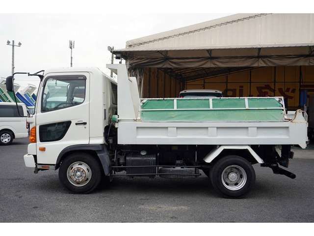 Hino RANGER 2012-11 185931-2