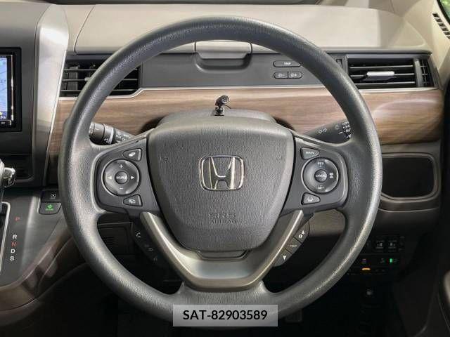 Honda FREED 2022-06 331688-8