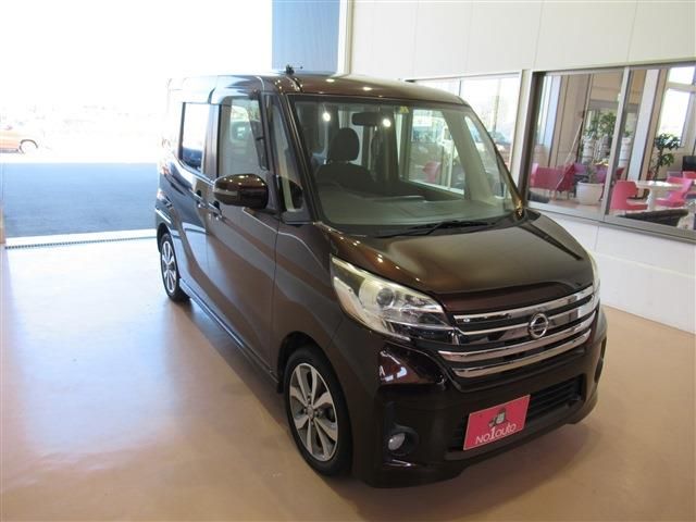 Nissan DAYZ ROOX 2014-04 16159-1