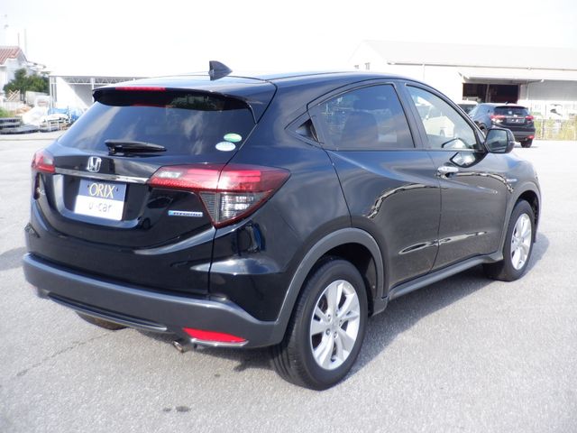 Honda VEZEL 2019-07 8584-2