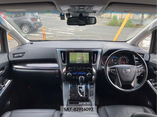 Toyota VELLFIRE 2020-04 299606-15