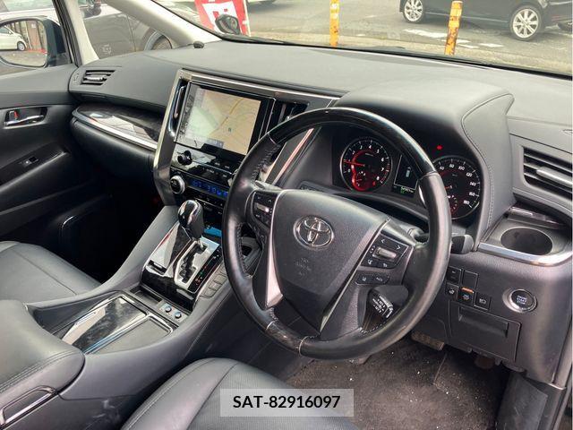 Toyota VELLFIRE 2020-04 299606-2